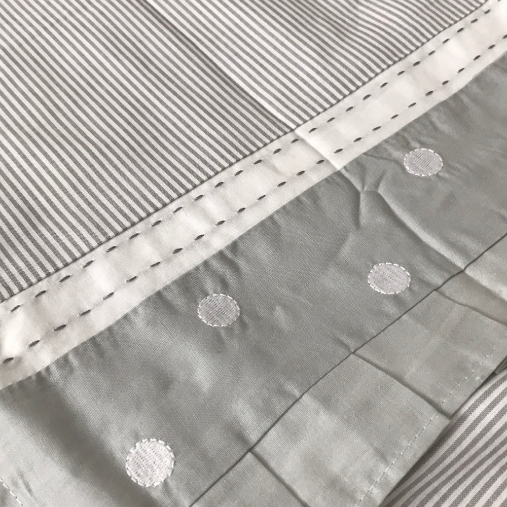 Pottery Barn Kids crib skirt. Looks new!